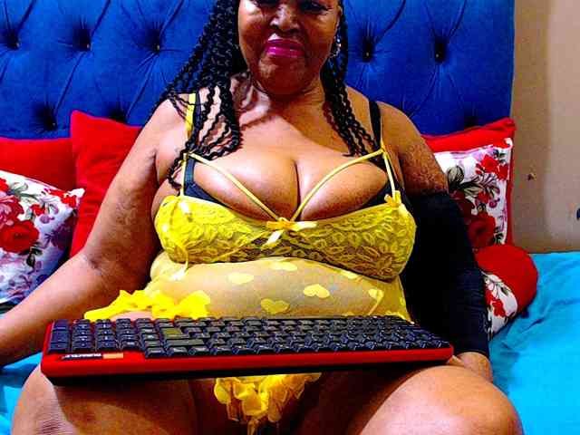 Ebonycandy10 webcam