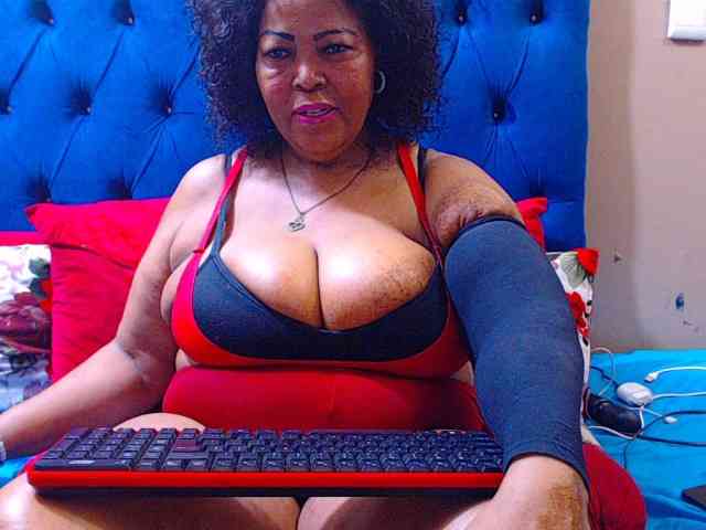 Ebonycandy10 webcam