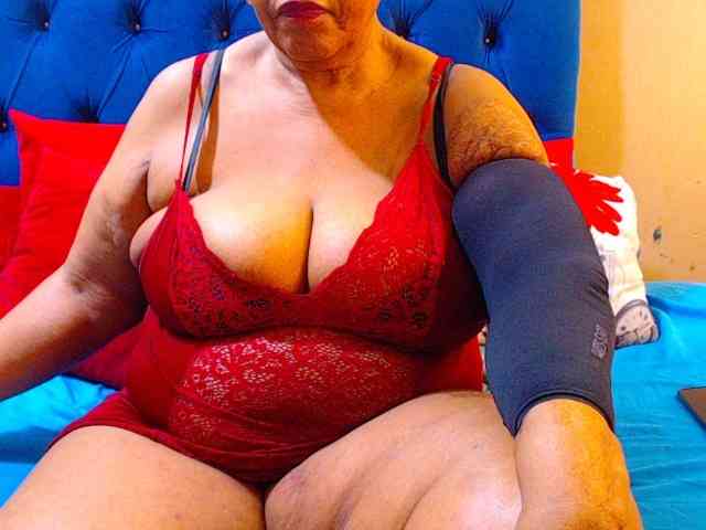 Ebonycandy10 webcam