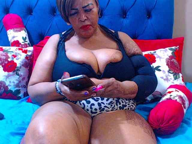 Ebonycandy10 webcam