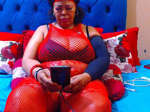 Ebonycandy10 webcam