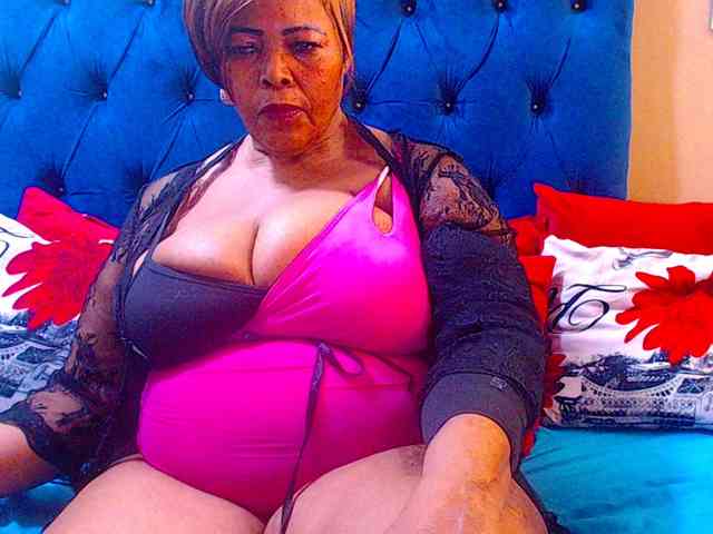 Ebonycandy10 webcam