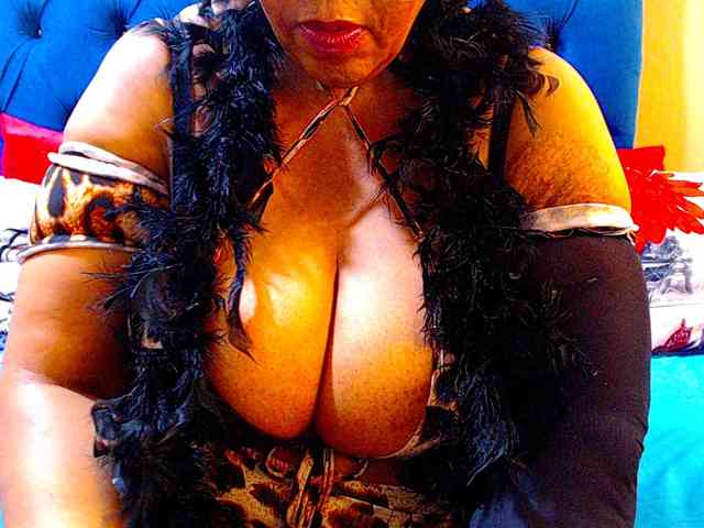 Ebonycandy10 webcam