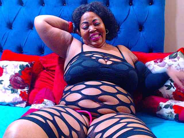 Ebonycandy10 Live Webcam on BongaCams