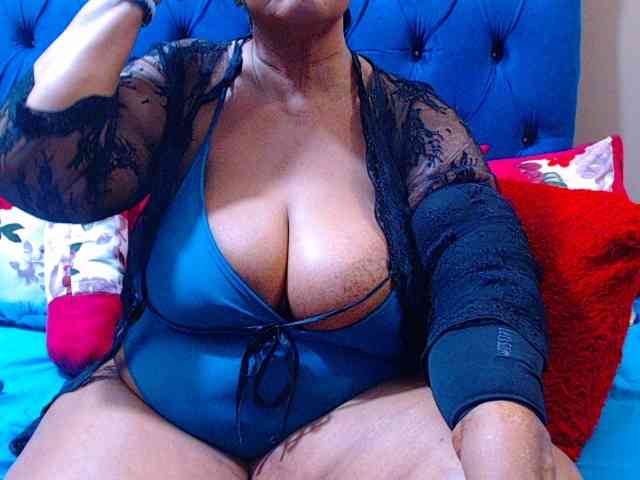 Ebonycandy10 webcam