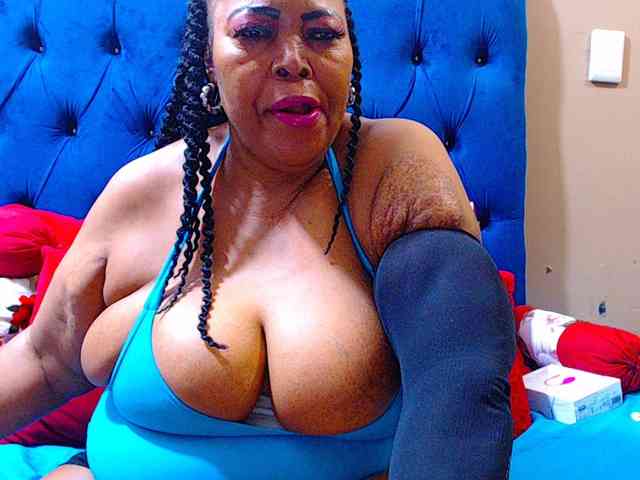 Ebonycandy10 webcam