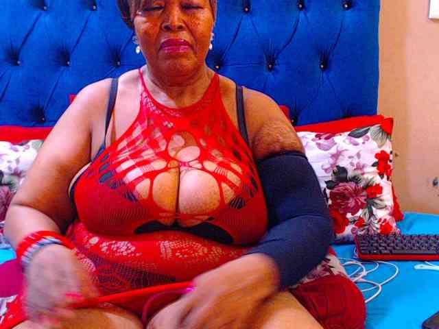 Ebonycandy10 webcam