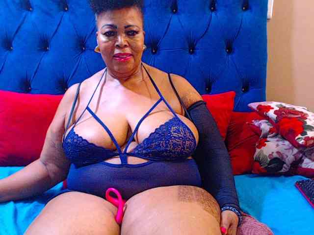 Ebonycandy10 webcam