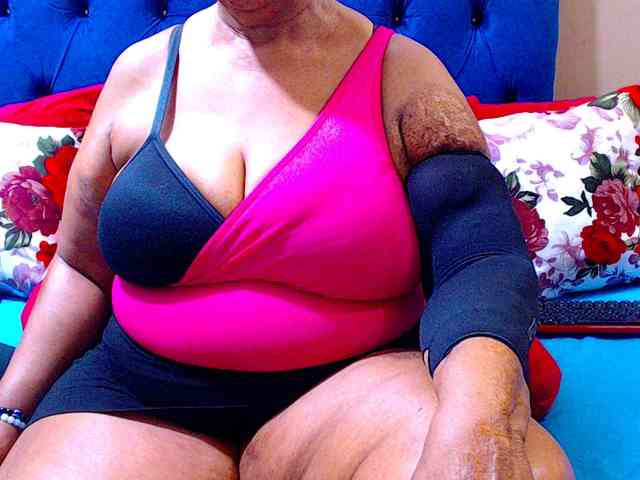 Ebonycandy10 webcam
