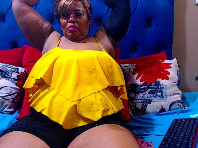 Ebonycandy10