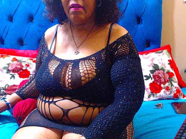 Ebonycandy10 webcam