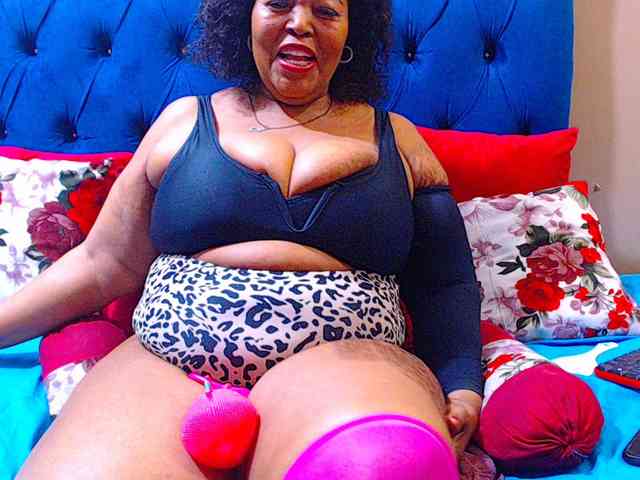 Ebonycandy10 webcam