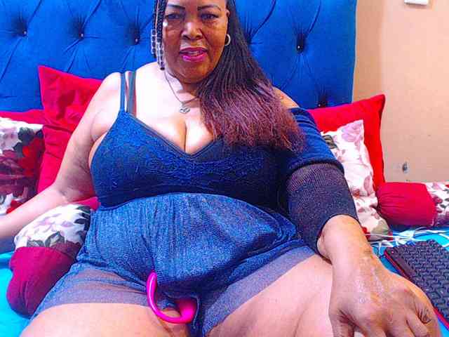 Ebonycandy10