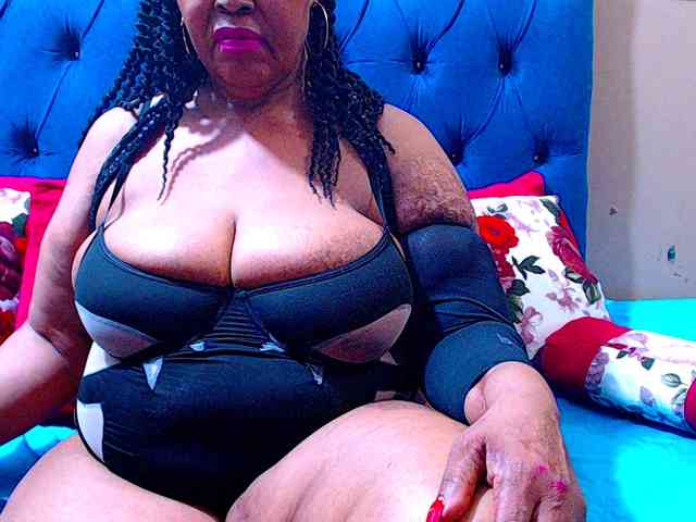 Ebonycandy10