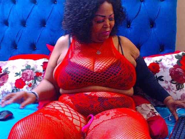 Ebonycandy10 webcam