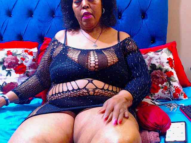 Ebonycandy10 webcam