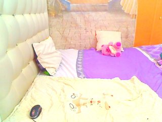 HOTLILLIE's Live Webcam