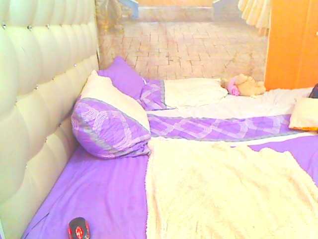 HOTLILLIE's BongaCams show and profile