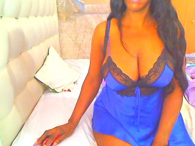 HOTLILLIE's BongaCams show and profile