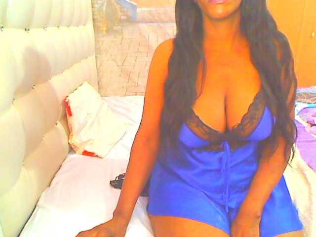 HOTLILLIE's BongaCams show and profile