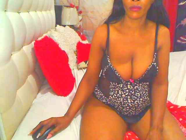 HOTLILLIE webcam