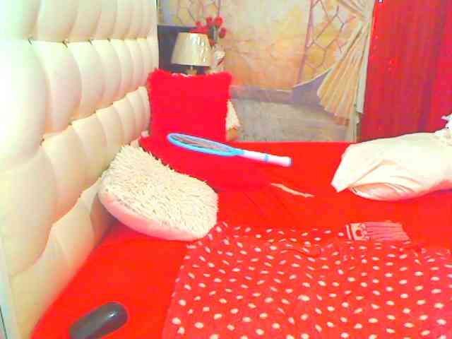 HOTLILLIE webcam