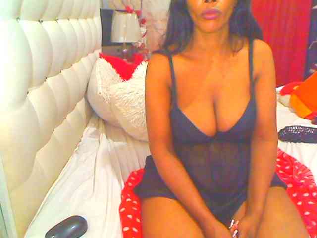 HOTLILLIE webcam