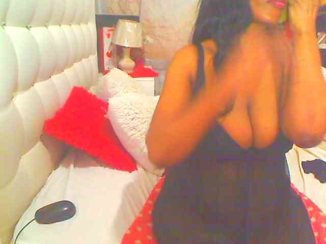 HOTLILLIE webcam