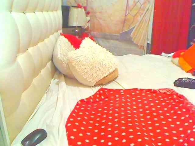 HOTLILLIE webcam