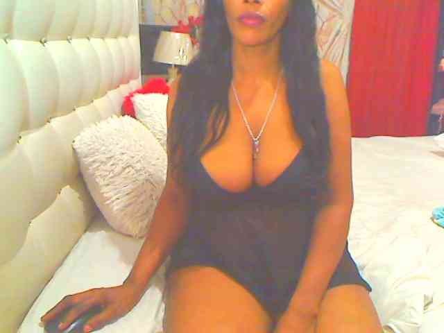 HOTLILLIE webcam