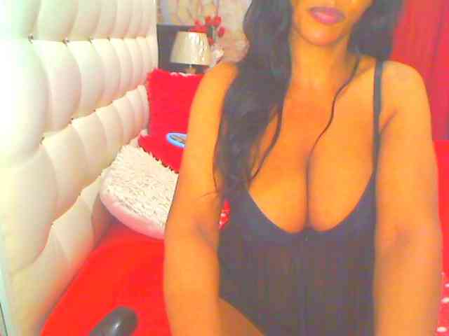HOTLILLIE webcam