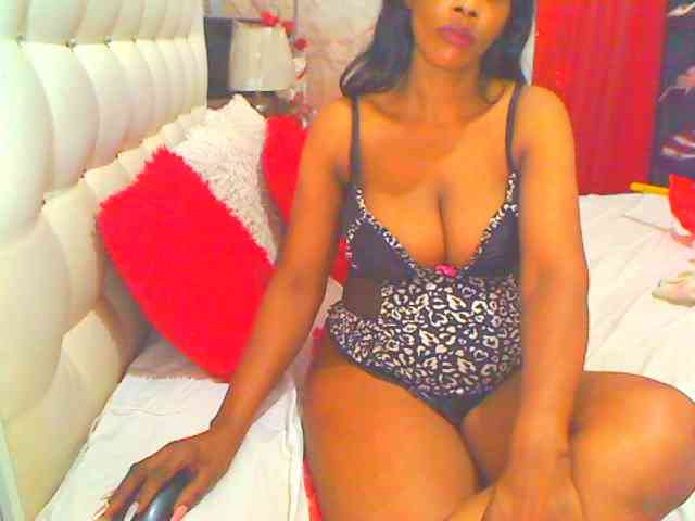 HOTLILLIE webcam
