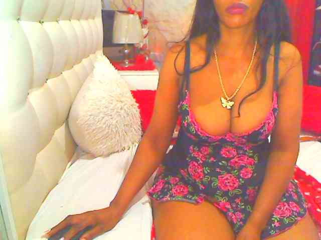 HOTLILLIE webcam