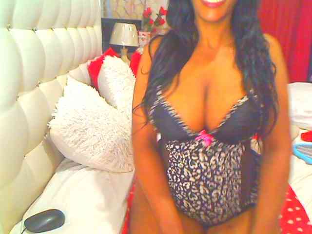 HOTLILLIE webcam