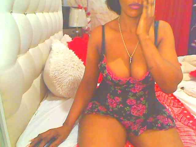 HOTLILLIE webcam