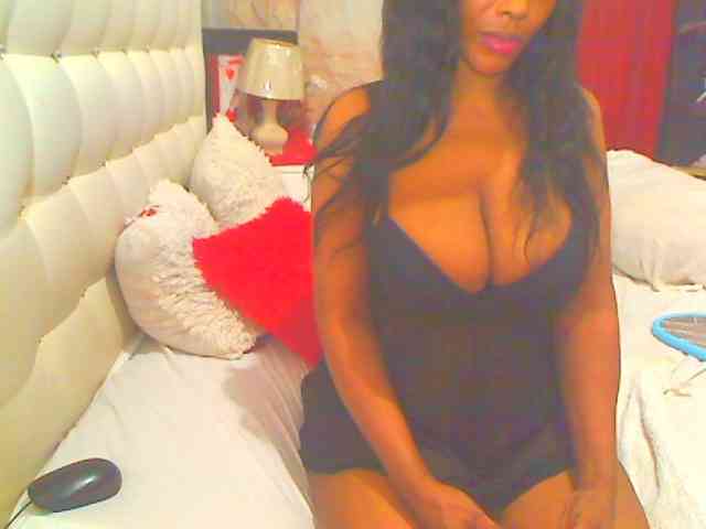 HOTLILLIE webcam