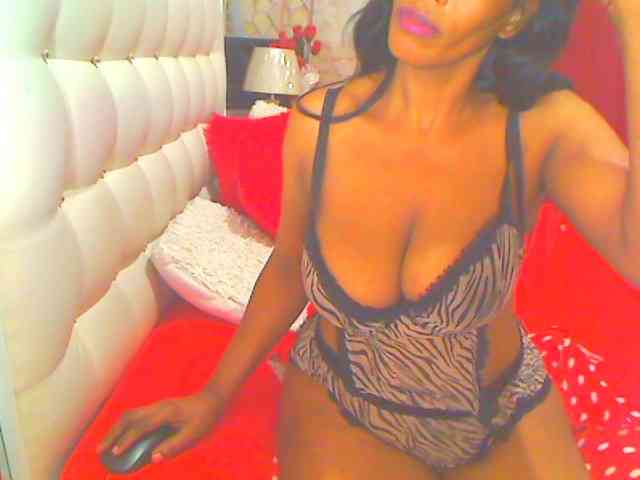 HOTLILLIE webcam
