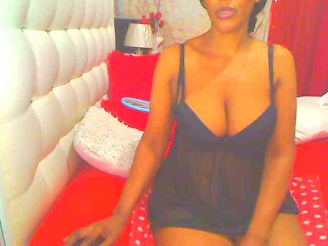 HOTLILLIE webcam