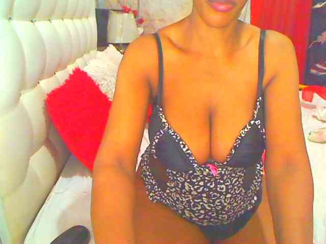 HOTLILLIE webcam