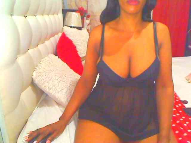 HOTLILLIE webcam