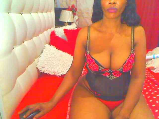 HOTLILLIE webcam