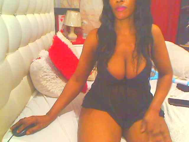 HOTLILLIE webcam