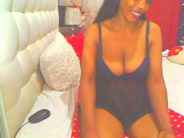 HOTLILLIE webcam