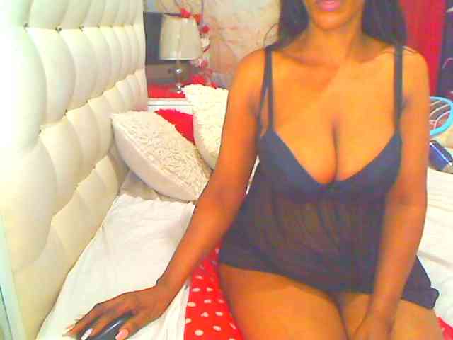 HOTLILLIE webcam