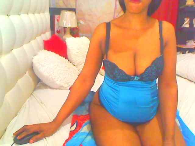 HOTLILLIE webcam