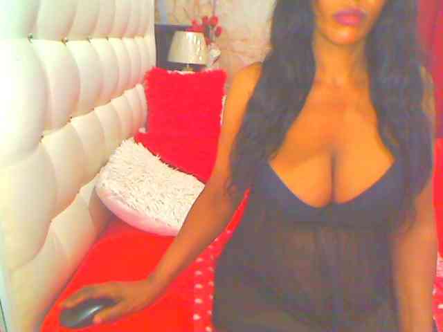 HOTLILLIE webcam