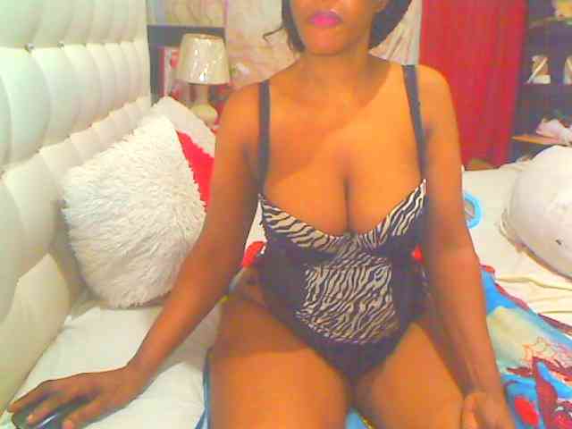 HOTLILLIE webcam
