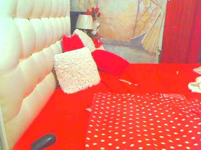 HOTLILLIE webcam