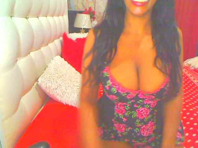 HOTLILLIE webcam