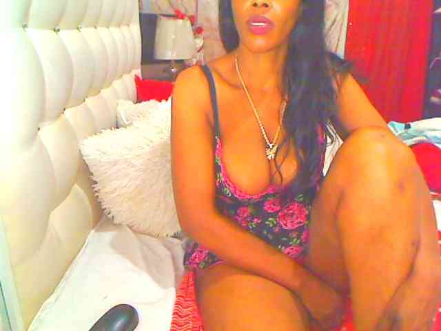 HOTLILLIE webcam